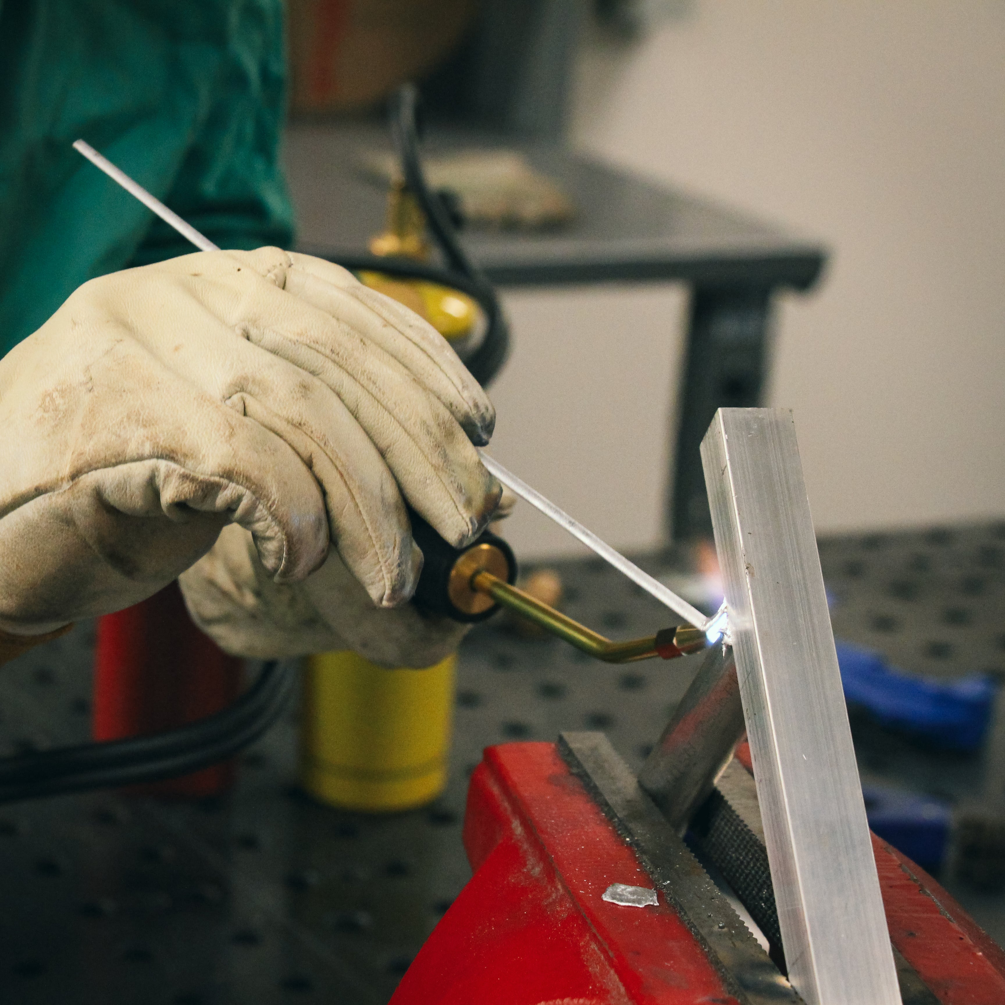 Aluminum Brazing and Welding Rods – Bernzomatic