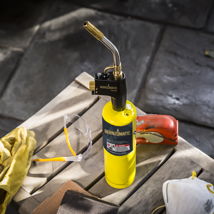 Bernzomatic 14.1 shop oz propane cylinder
