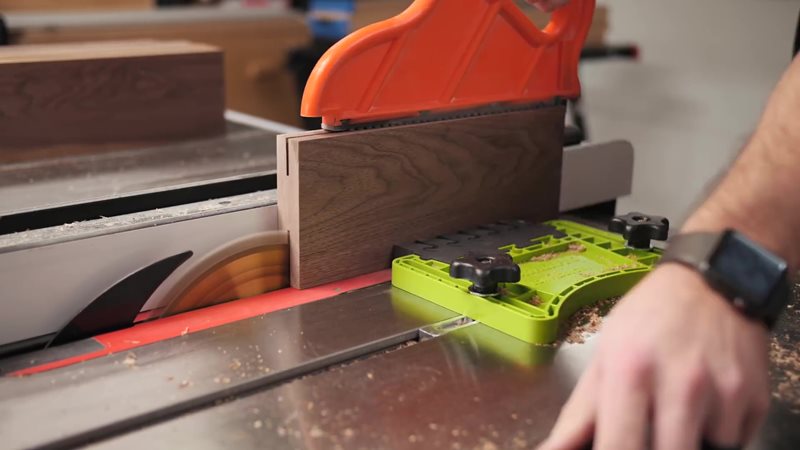 Table saw