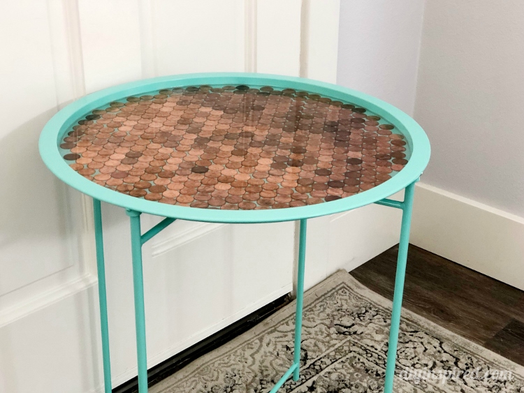 How to Make a Desk Using Pennies